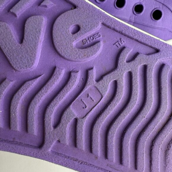 Native Jefferson Slip On Shoe Starfish Purple Shell White Big Kids Size J1 - Picture 5 of 7